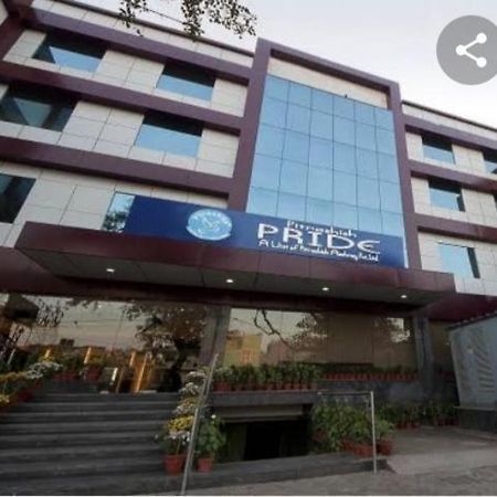 Hotel Pitrashish Pride Igi Intl Airport Delhi エクステリア 写真