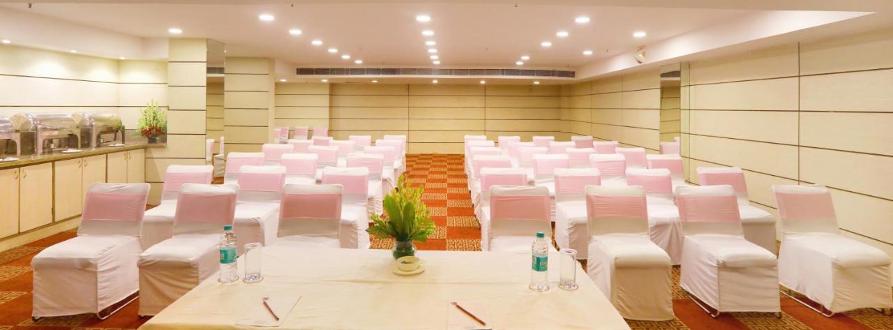 Hotel Pitrashish Pride Igi Intl Airport Delhi エクステリア 写真