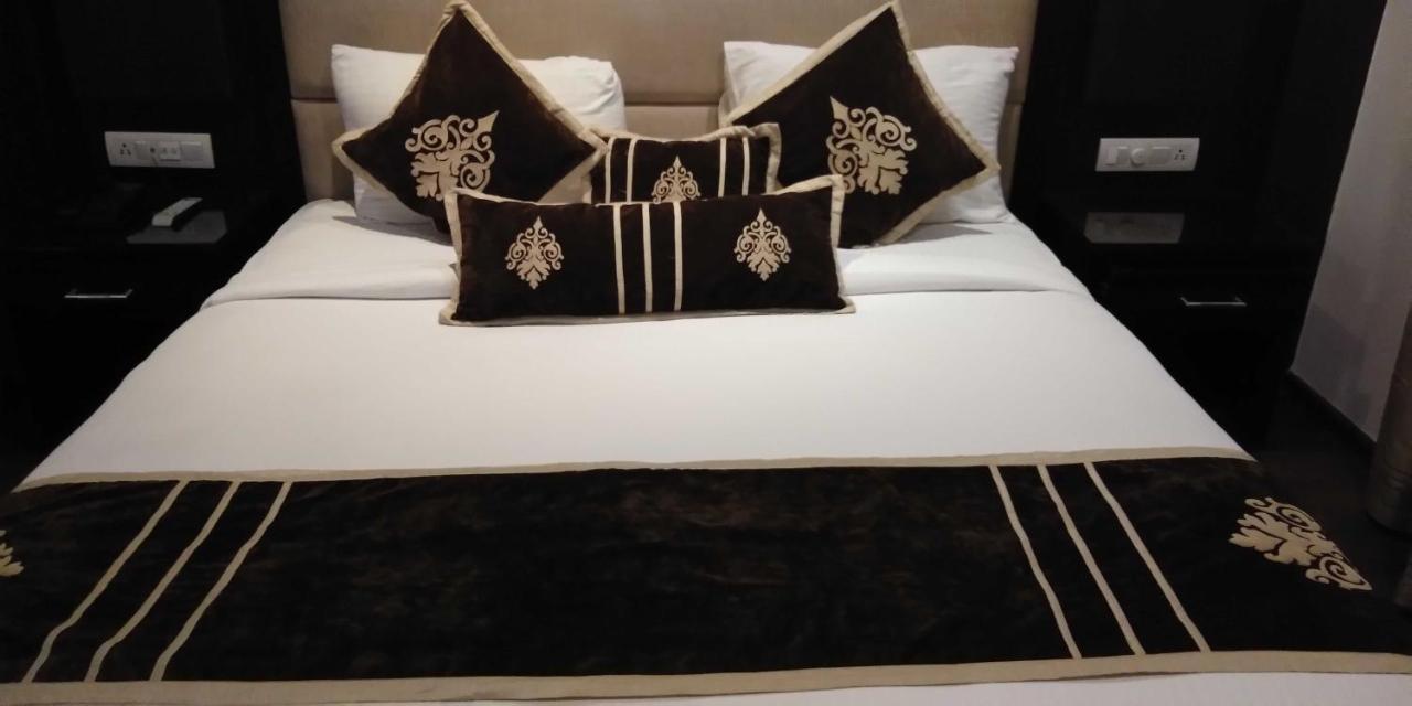 Hotel Pitrashish Pride Igi Intl Airport Delhi エクステリア 写真