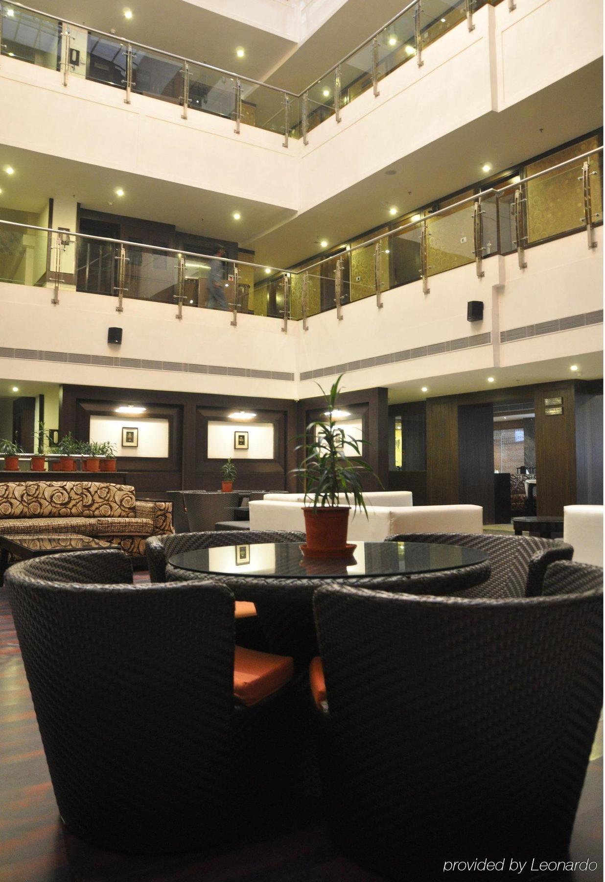 Hotel Pitrashish Pride Igi Intl Airport Delhi エクステリア 写真