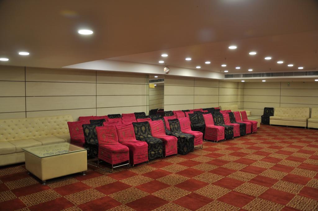 Hotel Pitrashish Pride Igi Intl Airport Delhi エクステリア 写真